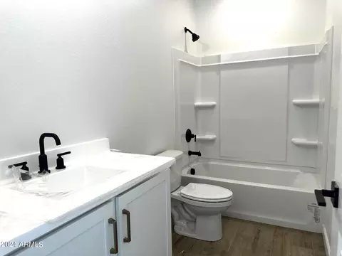 Bath - 25911 N 23rd Ave, Phoenix, AZ 85085 photo 2 of 2