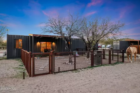 51445 N 299th Ave, Wickenburg, AZ 85390