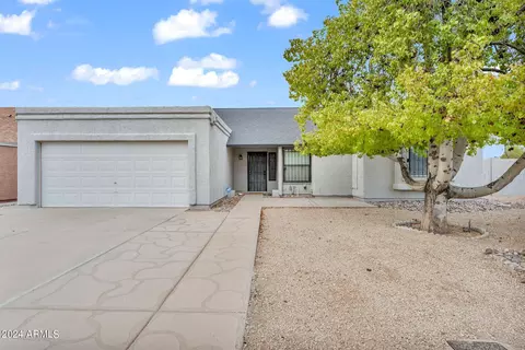 5502 W Garden Dr, Glendale, AZ 85304