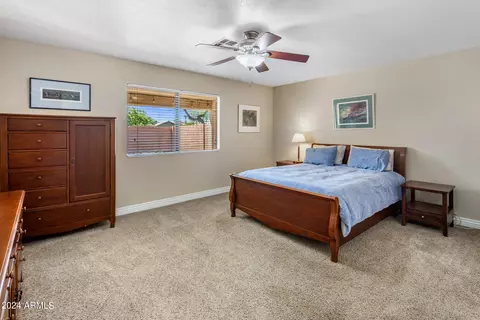 2103 E Daley Ln, Phoenix, AZ 85024 photo 11