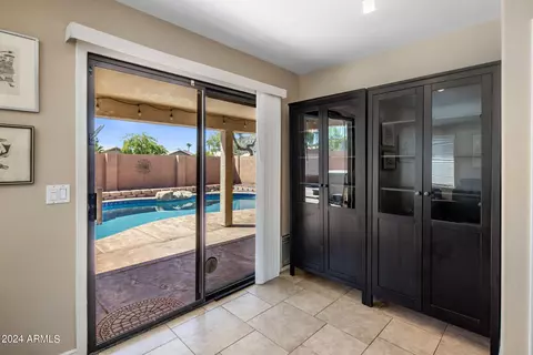 2103 E Daley Ln, Phoenix, AZ 85024 photo 5