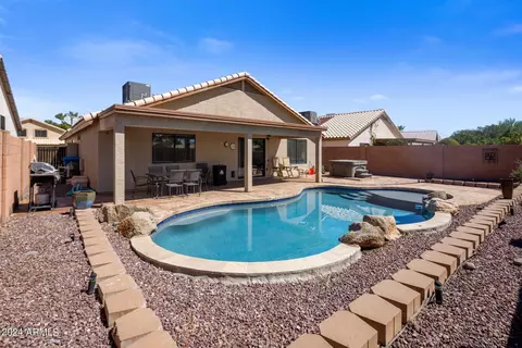 2103 E Daley Ln, Phoenix, AZ 85024 photo 20