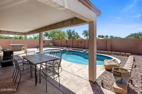 2103 E Daley Ln, Phoenix, AZ 85024 photo 22