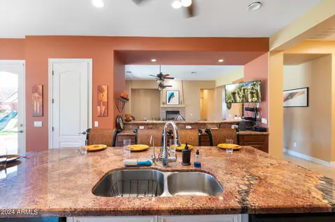 1815 W Summerside Rd, Phoenix, AZ 85041 photo 23