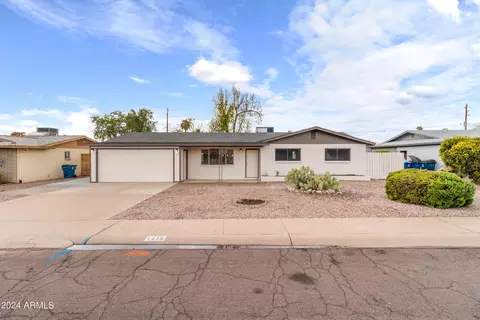 1410 S Ocotillo Dr, Apache Junction, AZ 85120