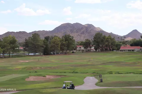 12212 N Paradise Village Pkwy S #352, Phoenix, AZ 85032