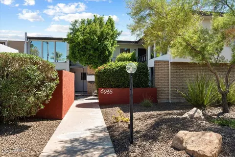6935 E 4th St #8, Scottsdale, AZ 85251