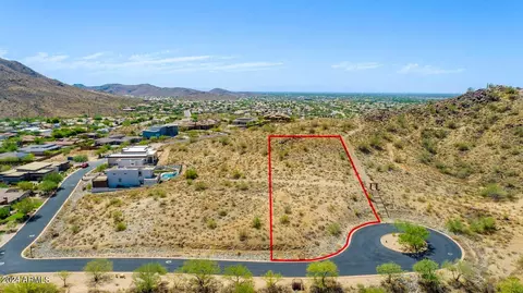 6537 W Buckhorn Trl #13, Phoenix, AZ 85083