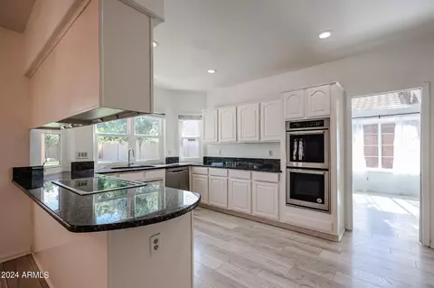 919 W Sherri Dr W, Gilbert, AZ 85233 photo 19