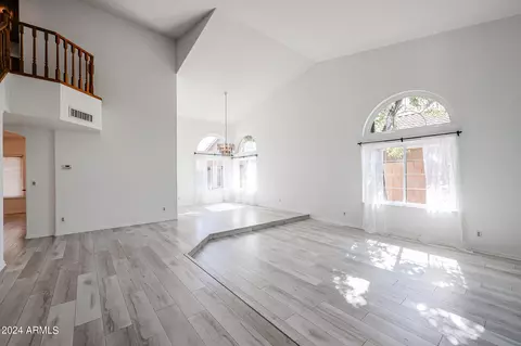 919 W Sherri Dr W, Gilbert, AZ 85233 photo 4