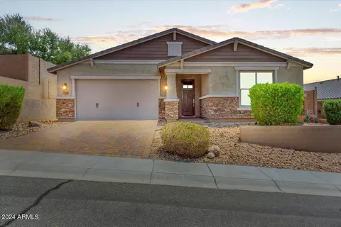 2925 W Amber Sun Dr, Phoenix, AZ 85085