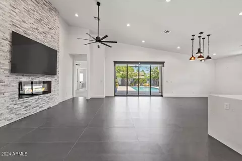 2310 E Whitton Ave, Phoenix, AZ 85016 photo 10