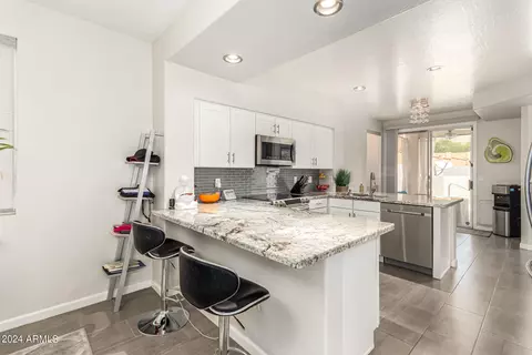 1414 E Cathedral Rock Dr, Phoenix, AZ 85048 photo 10