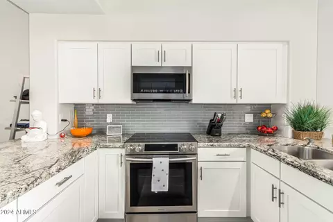 1414 E Cathedral Rock Dr, Phoenix, AZ 85048 photo 12