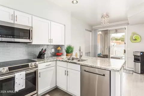 1414 E Cathedral Rock Dr, Phoenix, AZ 85048 photo 15