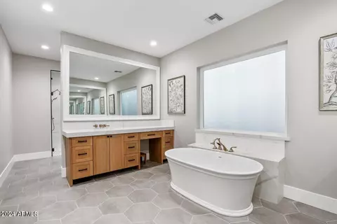 2125 E Lexi Ln, Gilbert, AZ 85298 photo 18