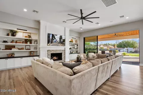 2125 E Lexi Ln, Gilbert, AZ 85298 photo 13