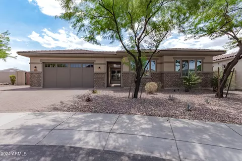 10005 W Spur Dr, Peoria, AZ 85383