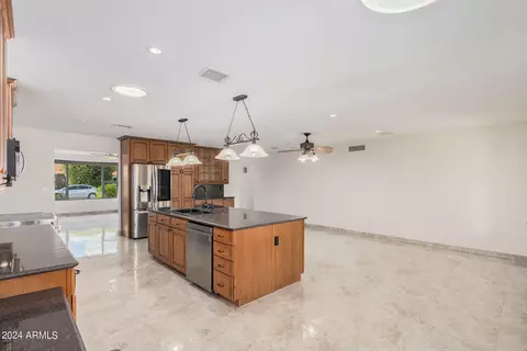 513 E Angela Dr, Phoenix, AZ 85022 photo 12