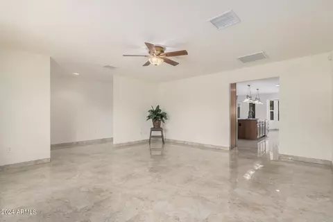 513 E Angela Dr, Phoenix, AZ 85022 photo 9