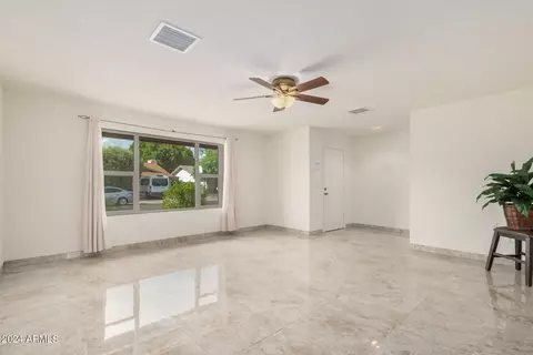 513 E Angela Dr, Phoenix, AZ 85022 photo 8