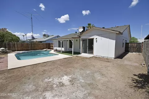 4055 E Maldonado Dr, Phoenix, AZ 85042 photo 11