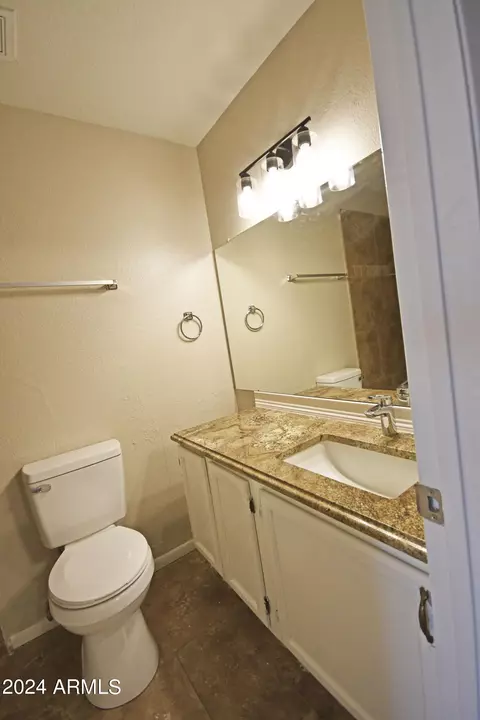 4055 E Maldonado Dr, Phoenix, AZ 85042 photo 7