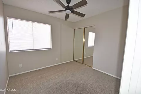 4055 E Maldonado Dr, Phoenix, AZ 85042 photo 5