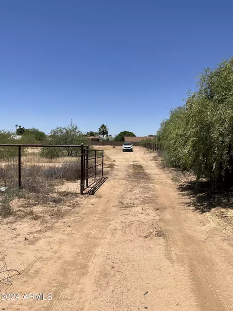 8455 W Oregon Ave #-/-/-, Glendale, AZ 85305