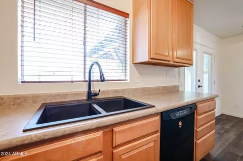 3233 W Libby St, Phoenix, AZ 85053 photo 13
