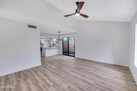 739 E Lola Dr, Phoenix, AZ 85022 photo 3
