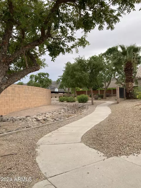 937 E Harwell Rd #0, Phoenix, AZ 85042 photo 11