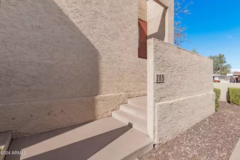 2165 E University Dr #205, Mesa, AZ 85213
