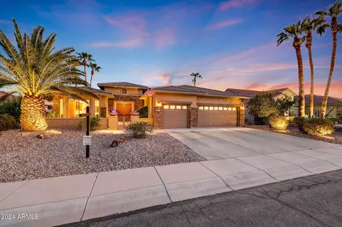 15217 W Daybreak Dr, Surprise, AZ 85374