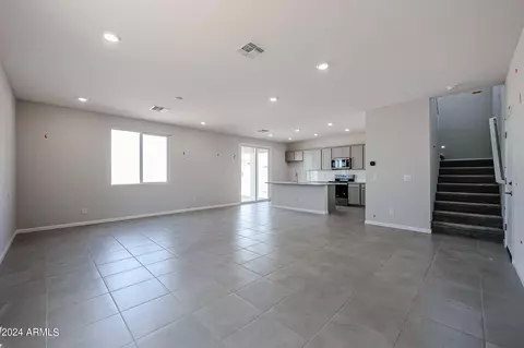 2726 E Bluff Springs Ave, Apache Junction, AZ 85119 photo 4