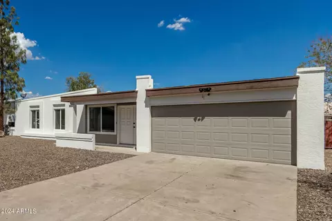 19669 N 3rd Dr, Phoenix, AZ 85027 photo 5