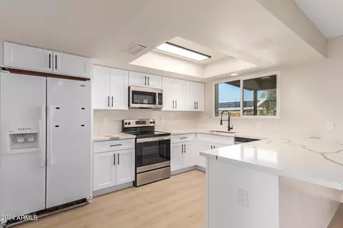 19669 N 3rd Dr, Phoenix, AZ 85027 photo 14