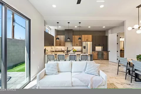 377 E Windsor Ave #17, Phoenix, AZ 85004 photo 8