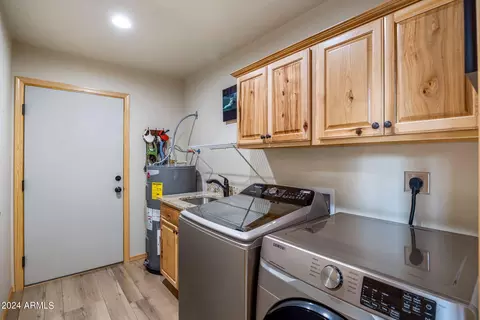 3365 Tree View Path, Overgaard, AZ 85933 photo 27