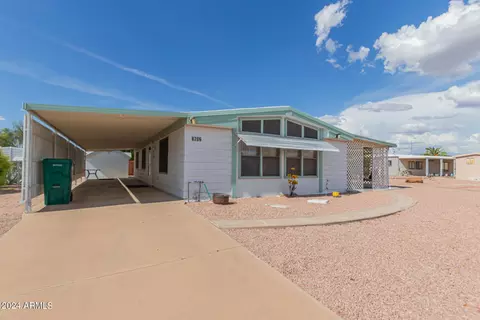 8706 E Dinavan Cir, Mesa, AZ 85208