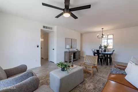 1202 E Wayland Dr, Phoenix, AZ 85040 photo 4