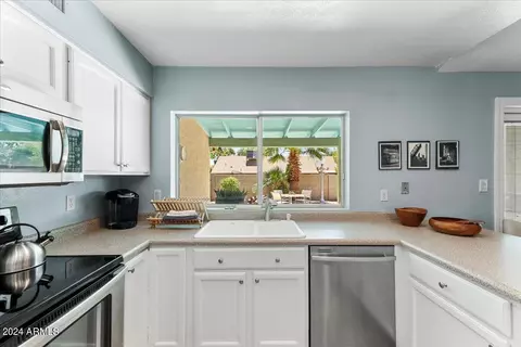 4417 E Acoma Dr, Phoenix, AZ 85032 photo 13