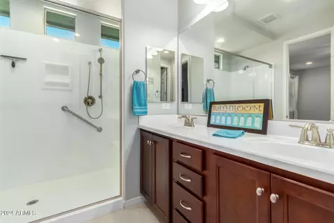 3753 E Welton Ln, Gilbert, AZ 85295 photo 15