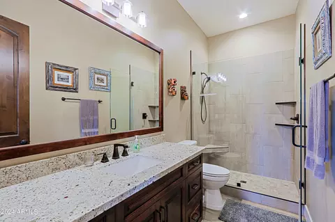 Bath - 23 E Cavalry Dr, Phoenix, AZ 85086 photo 3 of 13