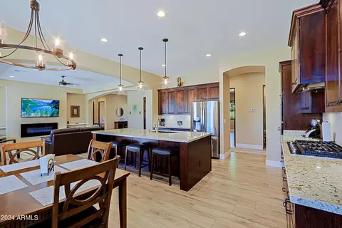 Kitchen - 23 E Cavalry Dr, Phoenix, AZ 85086 photo 2 of 7