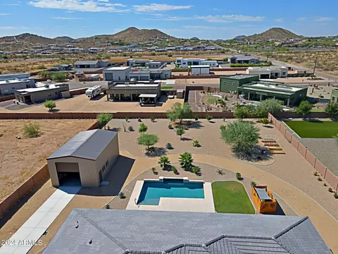 View/Area - 23 E Cavalry Dr, Phoenix, AZ 85086 photo 4 of 13