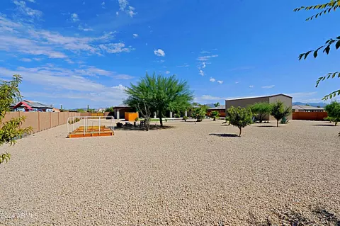 Exterior - 23 E Cavalry Dr, Phoenix, AZ 85086 photo 10 of 17