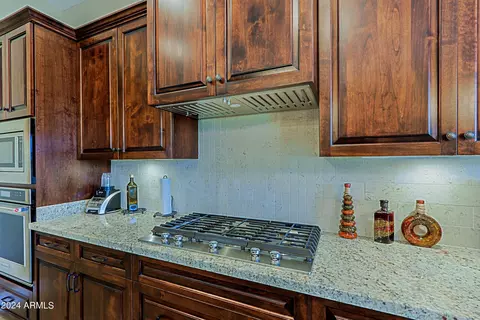 Kitchen - 23 E Cavalry Dr, Phoenix, AZ 85086 photo 7 of 7
