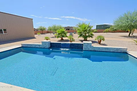 Exterior - 23 E Cavalry Dr, Phoenix, AZ 85086 photo 1 of 17