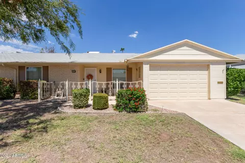 10318 W Desert Forest Cir, Sun City, AZ 85351